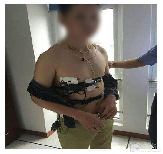 男子戴胸罩考驾照 内藏作弊装置被请出考场