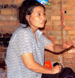 当时,女子自称叫李秀萍,是山东枣庄人.