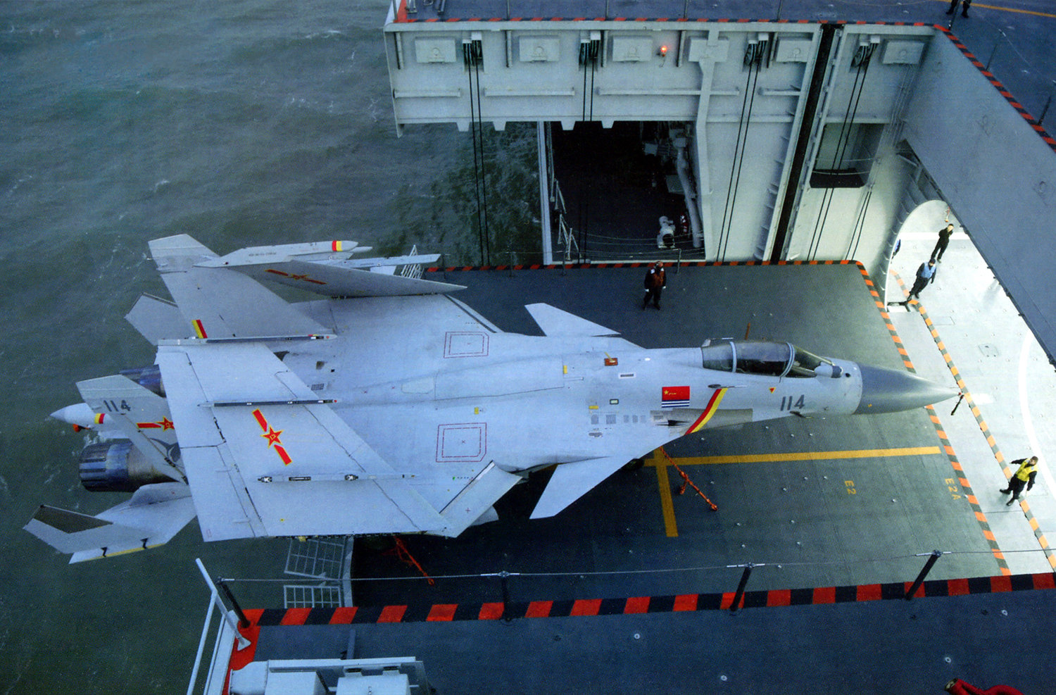 歼15数量多少架?编号全曝光