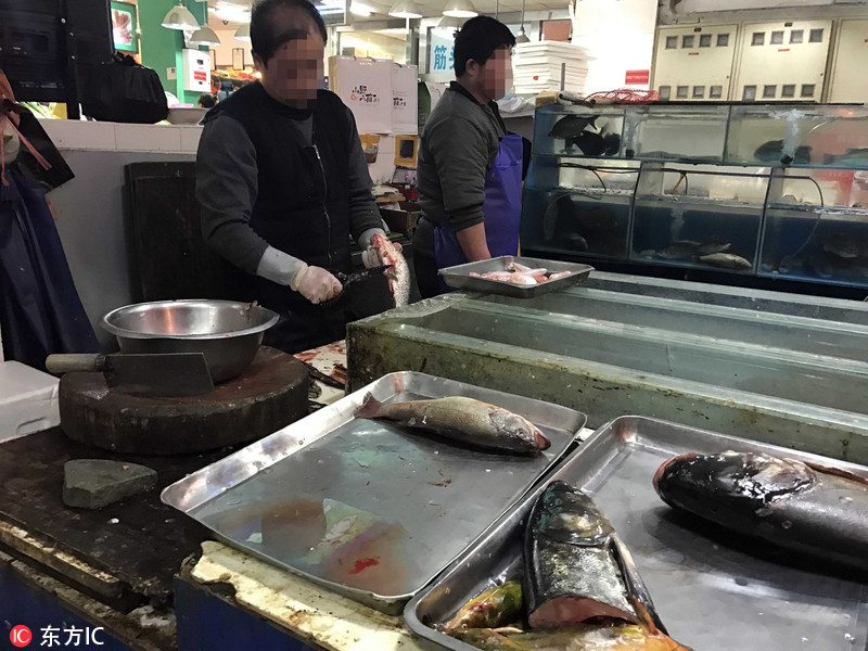 朝阳区静安市场仍然有淡水活鱼售卖.