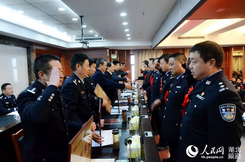 湖北房县启动战时奖励机制激励民警士气