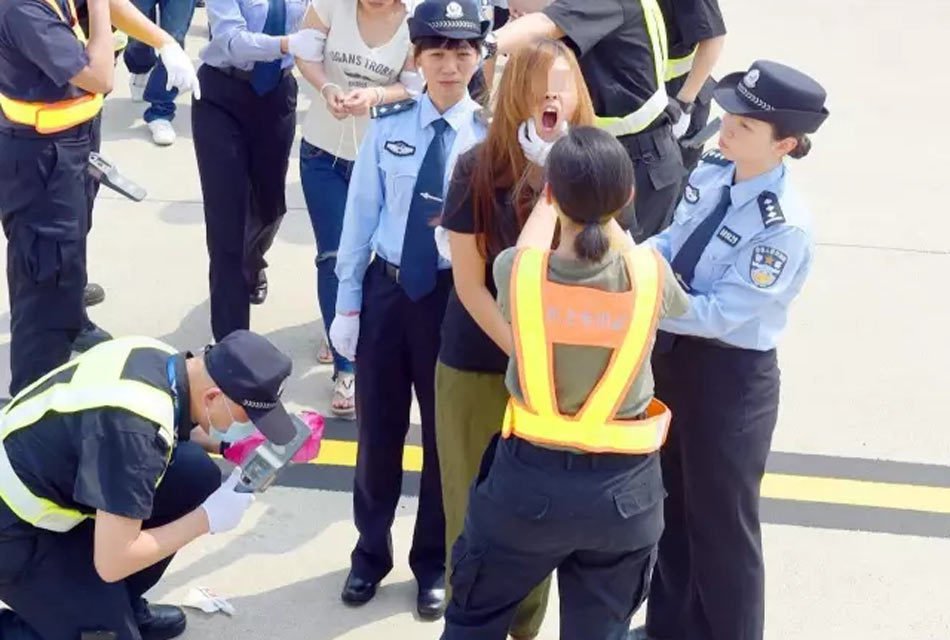 台湾籍嫌犯在珠海感叹:大陆警察太正规