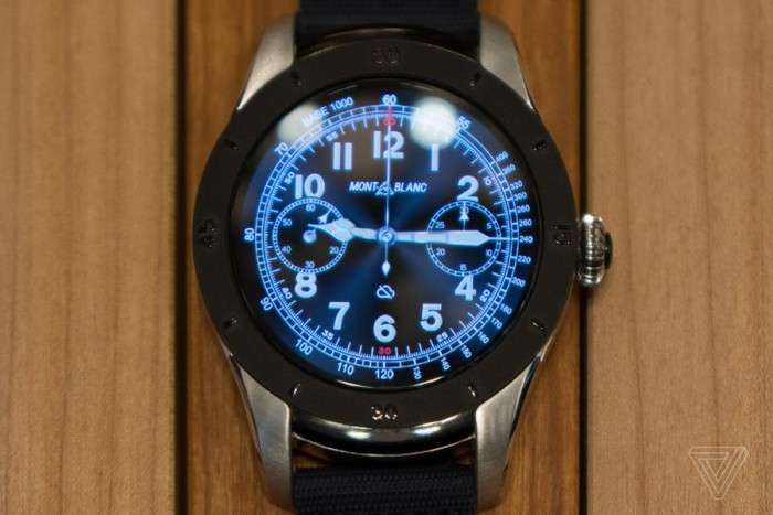 万宝龙推出首款搭载android wear的智能手表