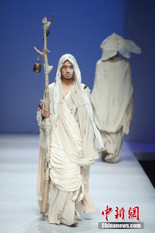 华南农业大学艺术学院服装设计毕业作品展演在